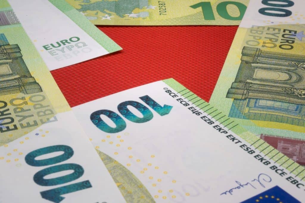 Kako razumeti finančne trge in njihove dinamike Kako razumeti finančne trge in njihove dinamike