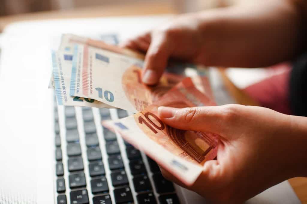 Kako postati finančno neodvisen pred štiridesetim