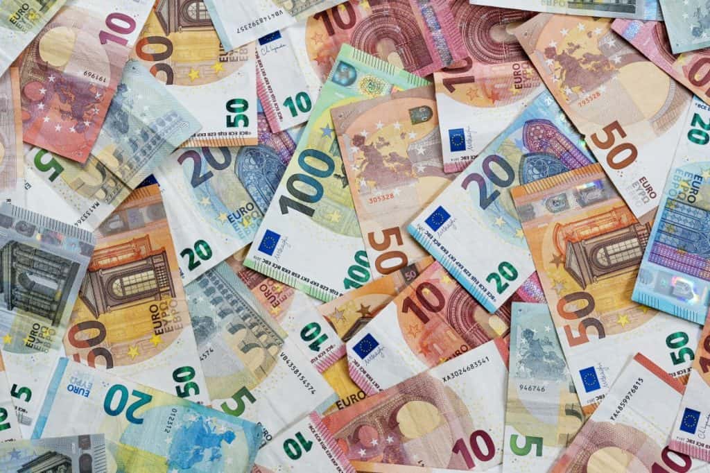 Kako razširiti svoj portfelj z alternativnimi naložbami