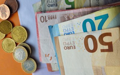 Kako se izogniti nepotrebnim bančnim stroškom