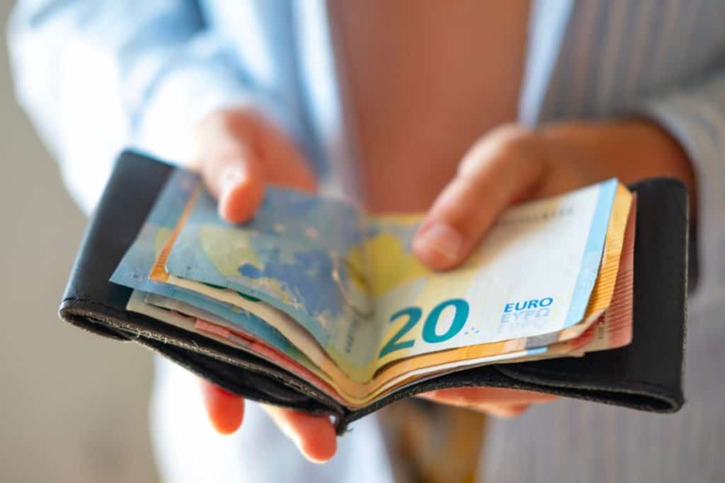 Kako se izogniti pastem pri investiranju v kriptovalute Kako se izogniti pastem pri investiranju v kriptovalute