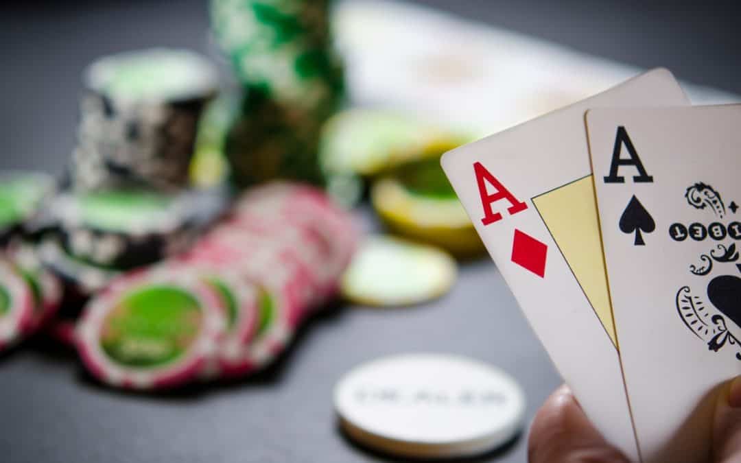 Arena Casino igre: Slots, live casino in več
